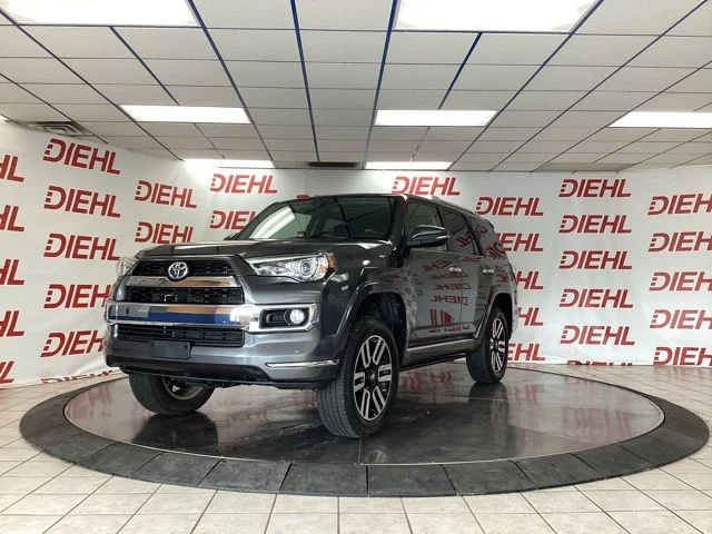 Used 2018 Gray Toyota Limited image 3