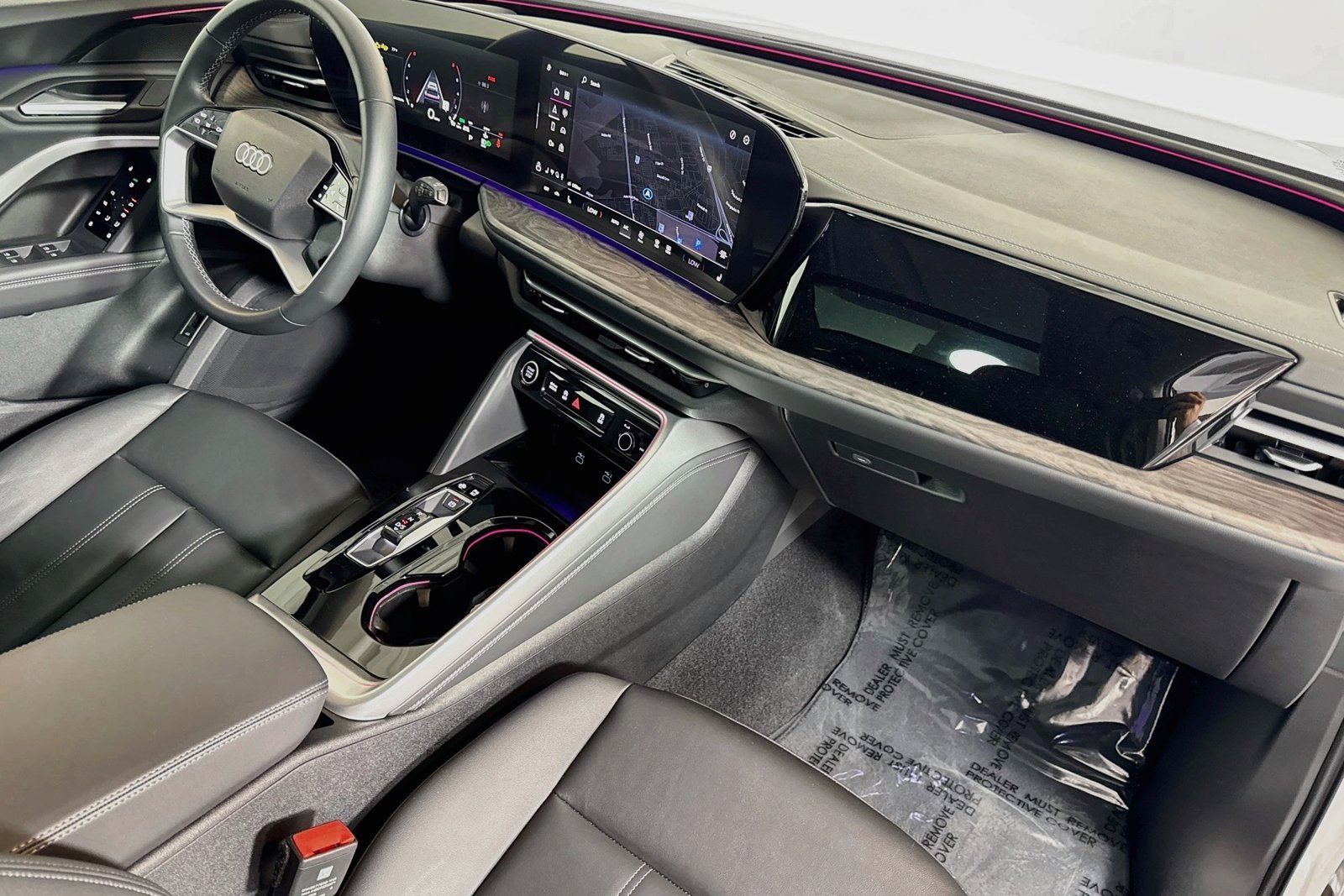 Used 2025 Arkona White Audi Premium image 26