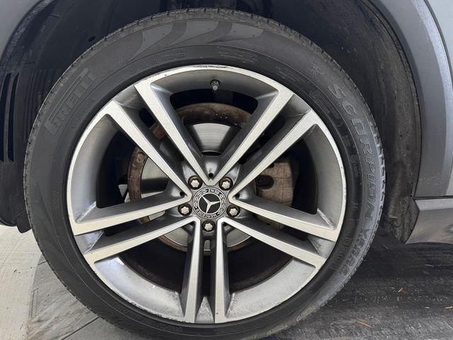 Used 2022 Gray Mercedes-Benz GLE 350 image 10