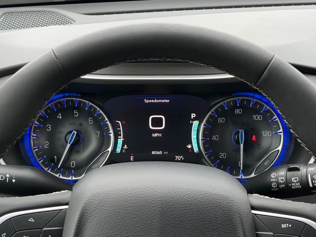 Used 2023 White Chrysler Touring L image 31