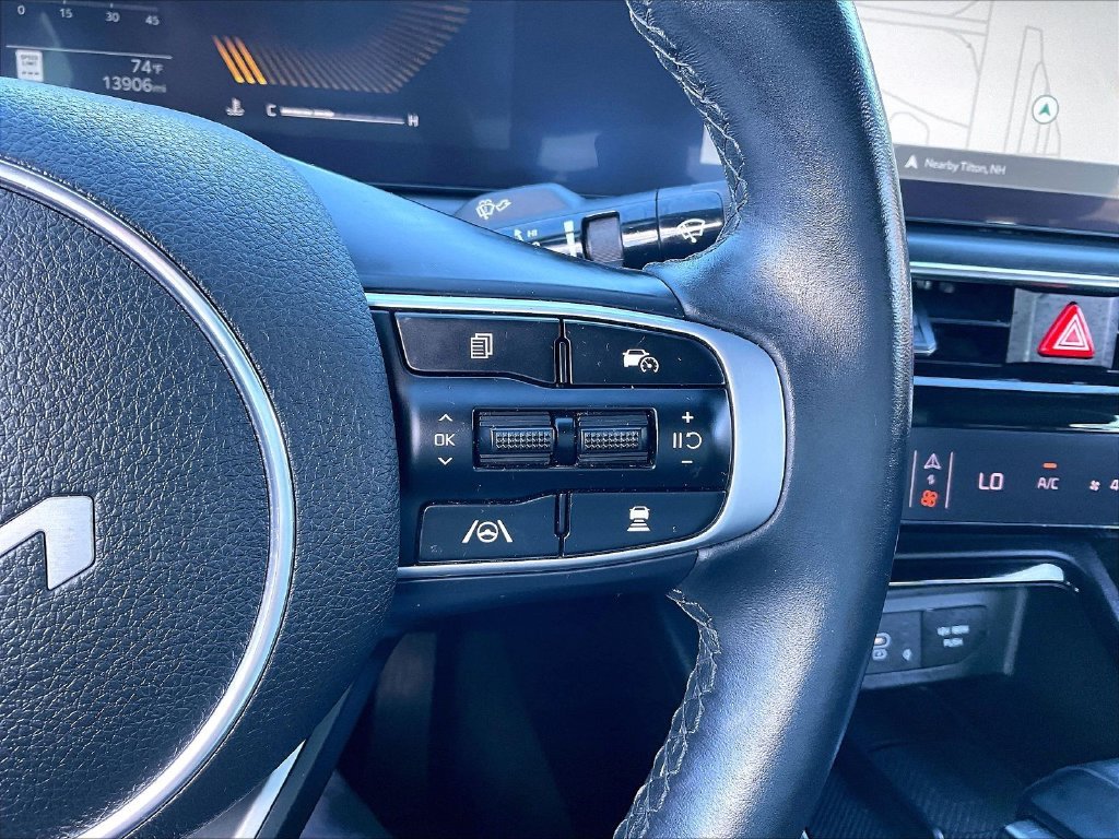 Used 2025 Wolf Gray Kia GT-Line image 23