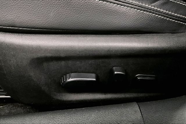 Used 2024 Gun Metallic Nissan Platinum image 32
