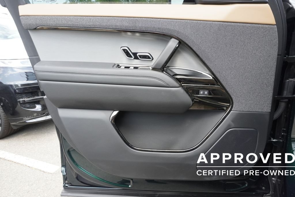 Certified Used 2026 Green Land Rover Dynamic SE image 17