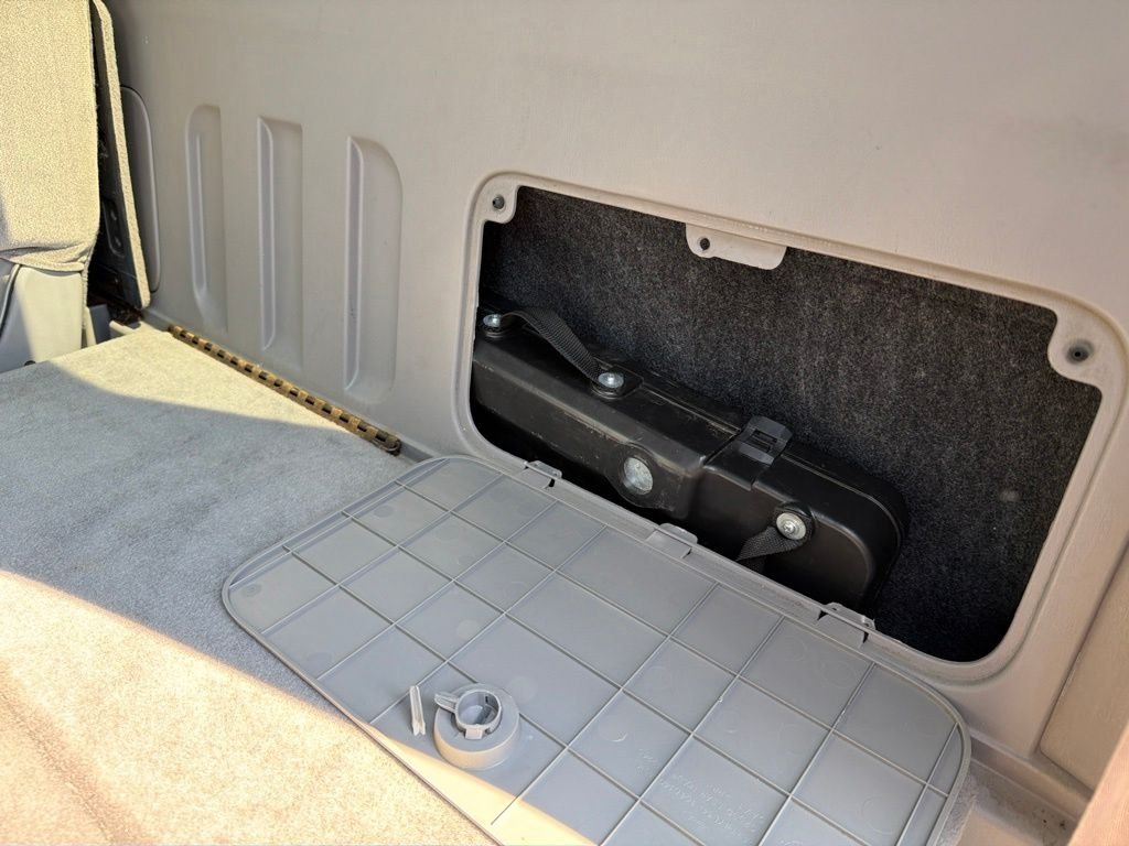 Used 2001  Ford XLT image 22