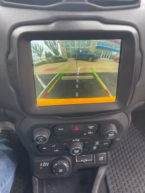 Used 2023 Yellow Jeep Latitude image 12
