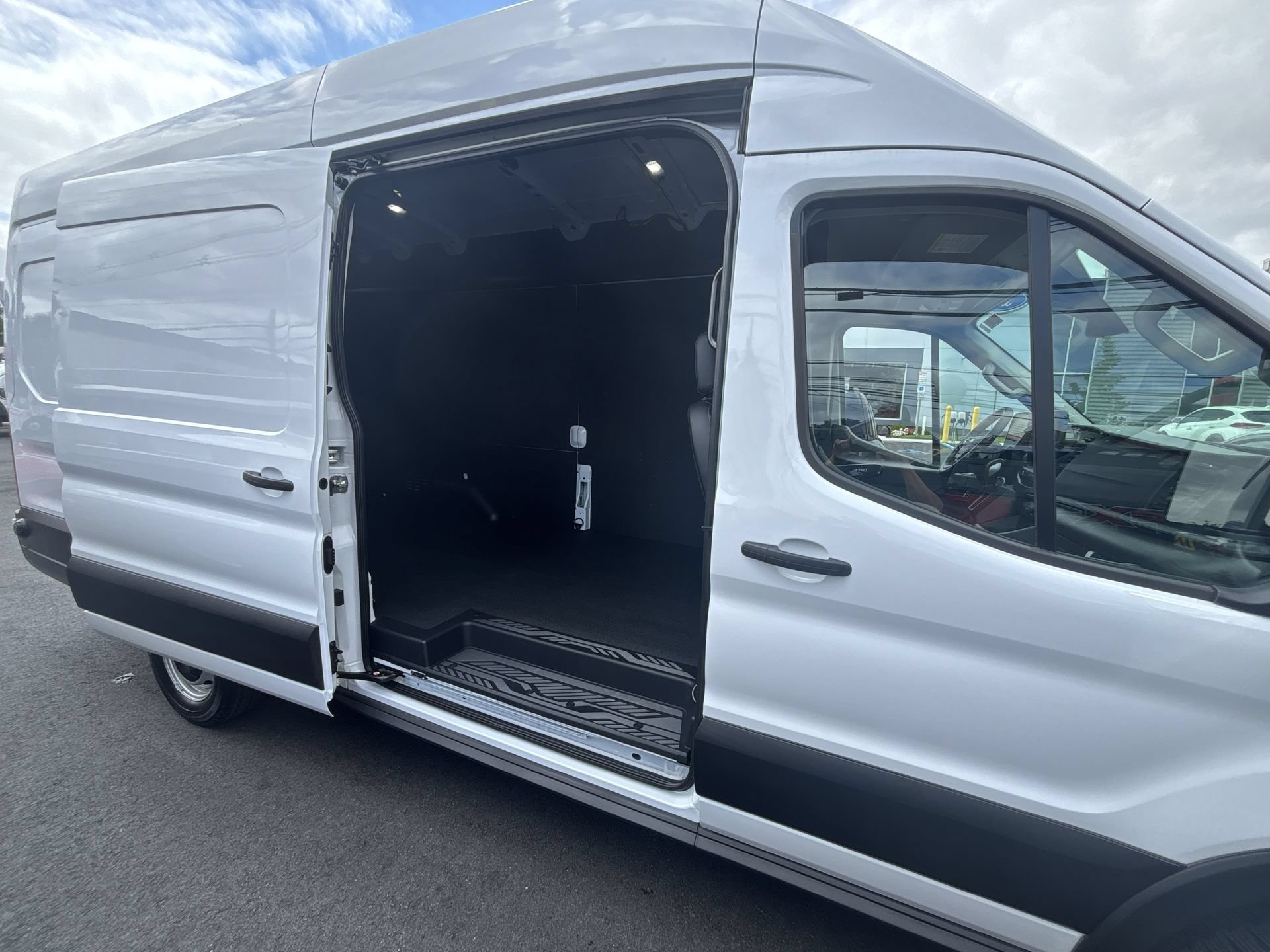 New 2026 Oxford White Ford Cargo Van image 23