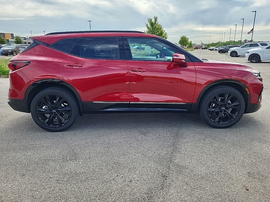 Used 2022 Red Chevrolet RS image 6