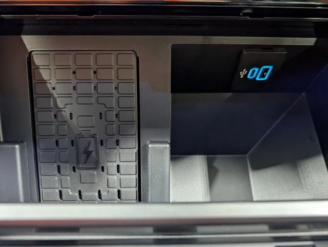 New 2026 Carbonized Gray Metallic Ford F-250® Lariat® image 46