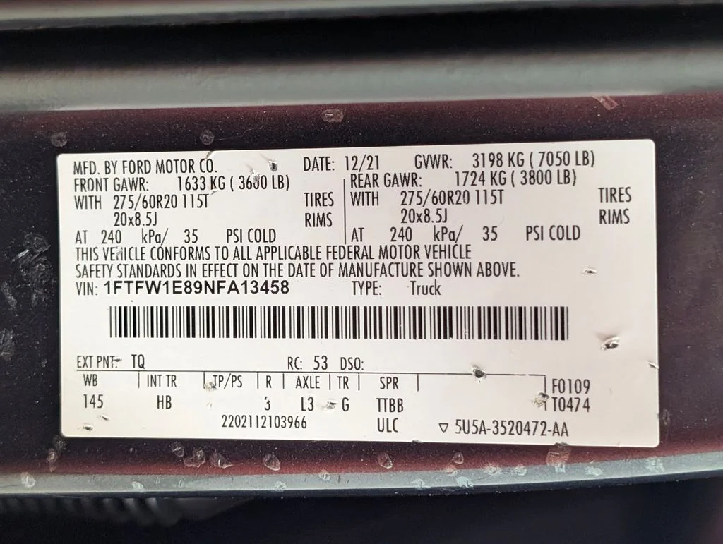 Certified Used 2022 Smoked Quartz Metallic Tinted Clearcoat Ford Lariat image 30