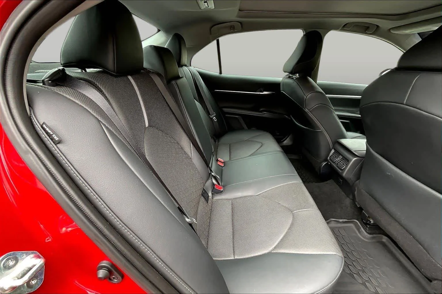 Used 2024 Supersonic Red Toyota XSE V6 image 21