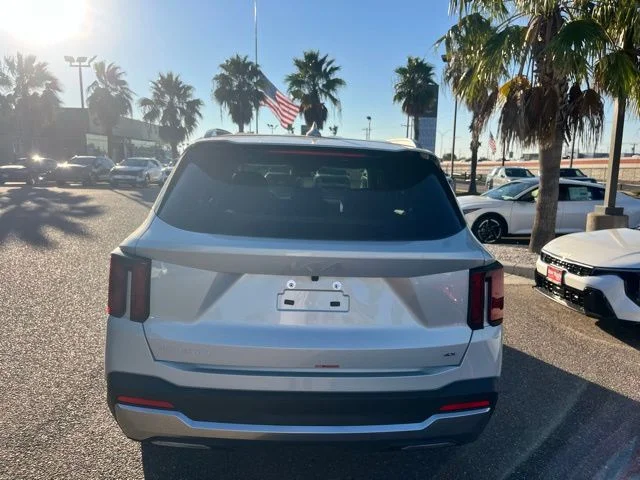 New 2026 White Kia S image 6