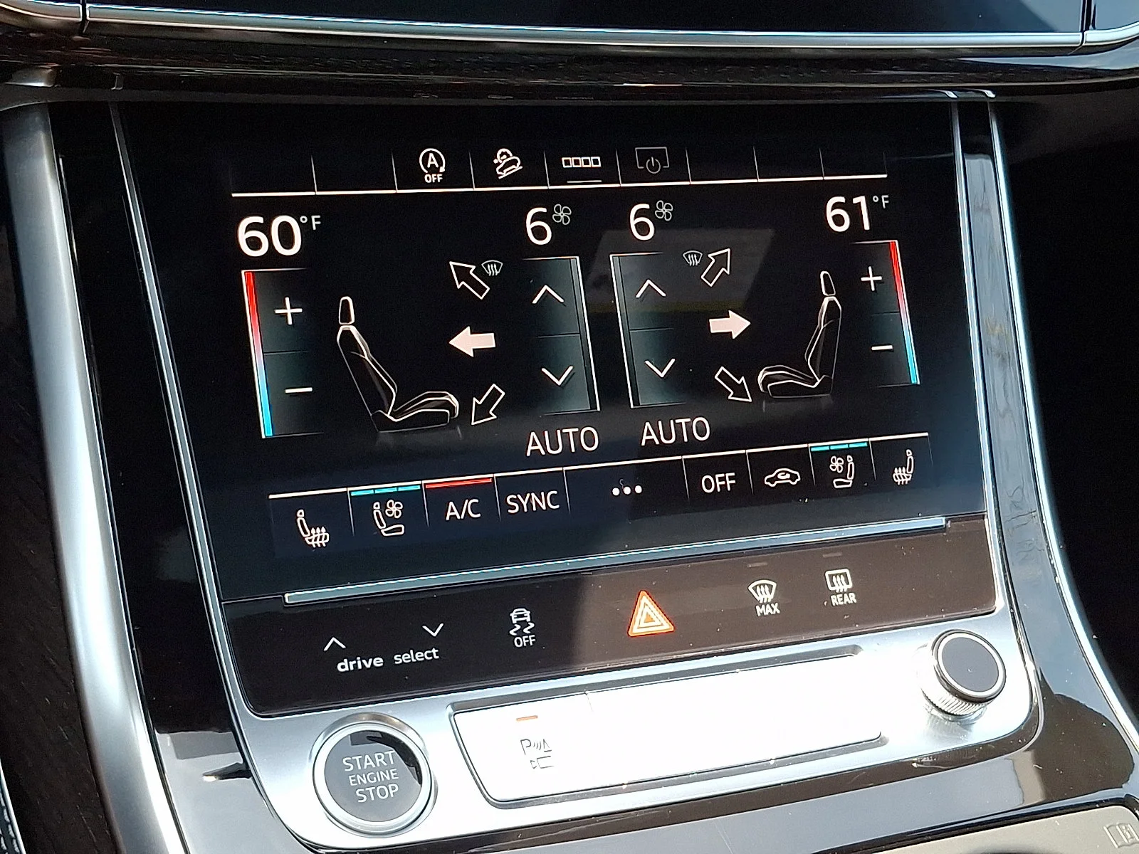 Used 2025 Mythos Black Metallic   0E0e Audi Premium Plus image 17