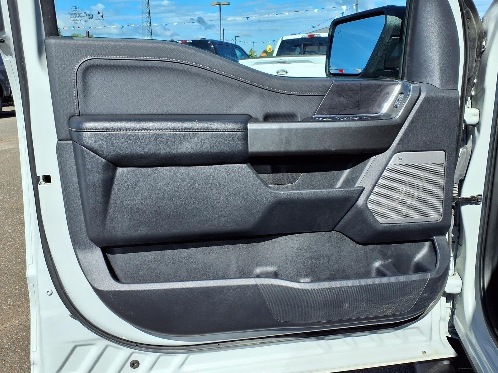 Used 2023 Avalanche Ford XLT image 26