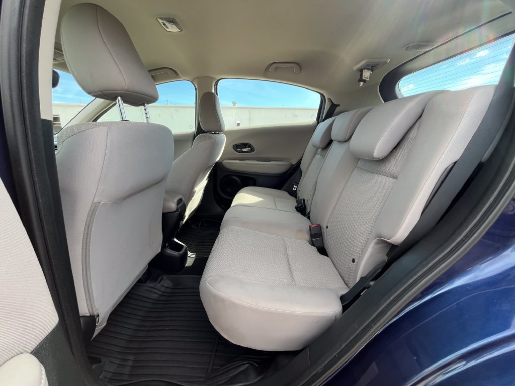 2017 Honda HR-V LX - Photo 27