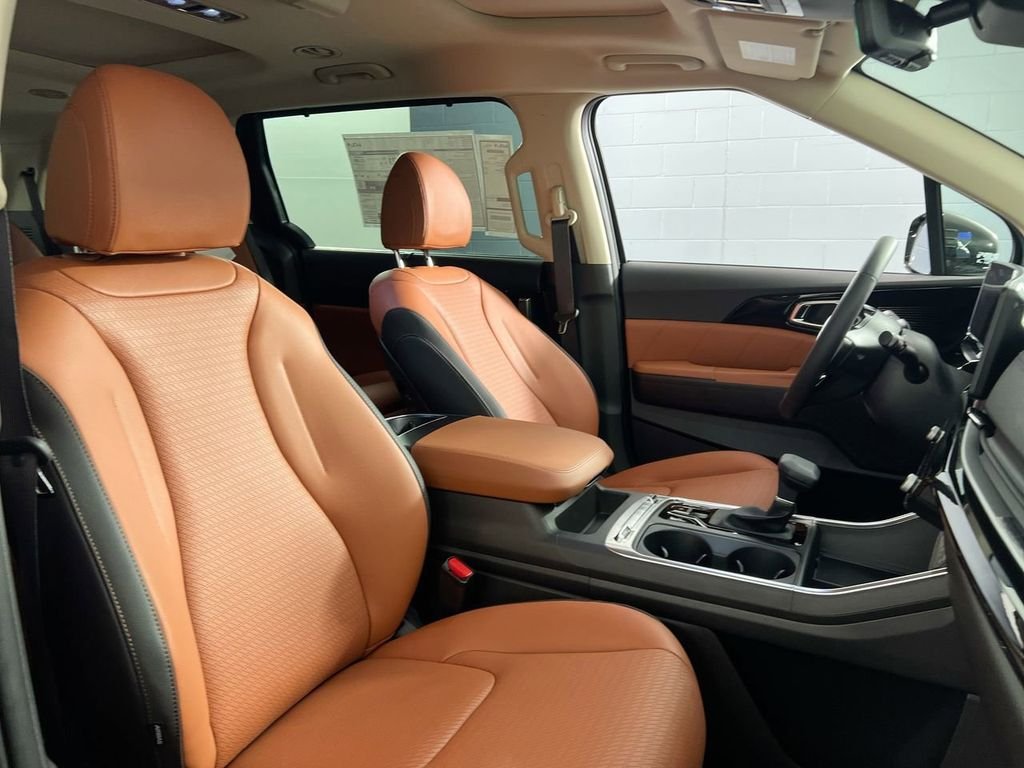 New 2026 Aurora Black Pearl Kia SX Prestige image 33