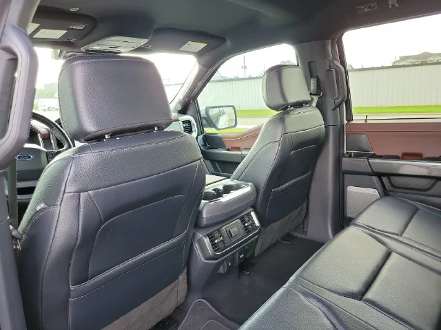 Used 2023 White Metallic Ford Lariat image 10