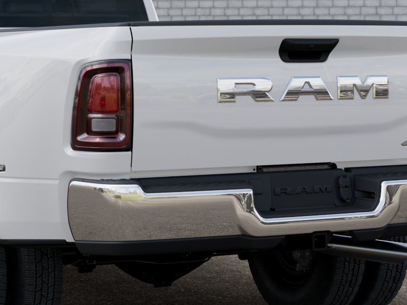 New 2026 Bright White Clear-Coat Exterior Paint RAM Tradesman image 30