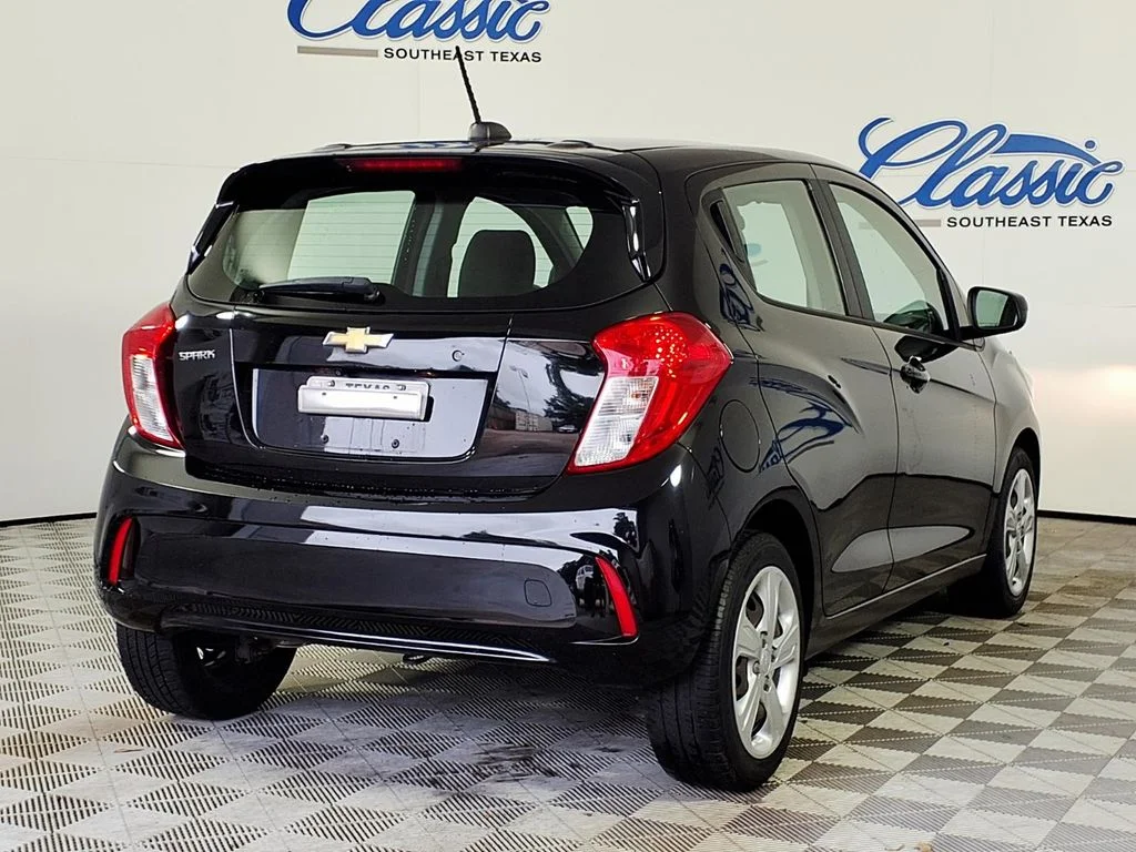 Used 2020 Black Chevrolet LS image 6