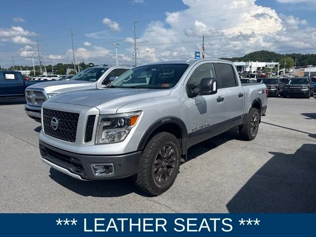 Used 2019 Silver Nissan PRO-4X image 3