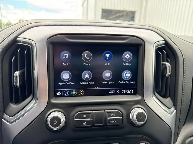 Used 2022 Quicksilver Metallic GMC Elevation image 23