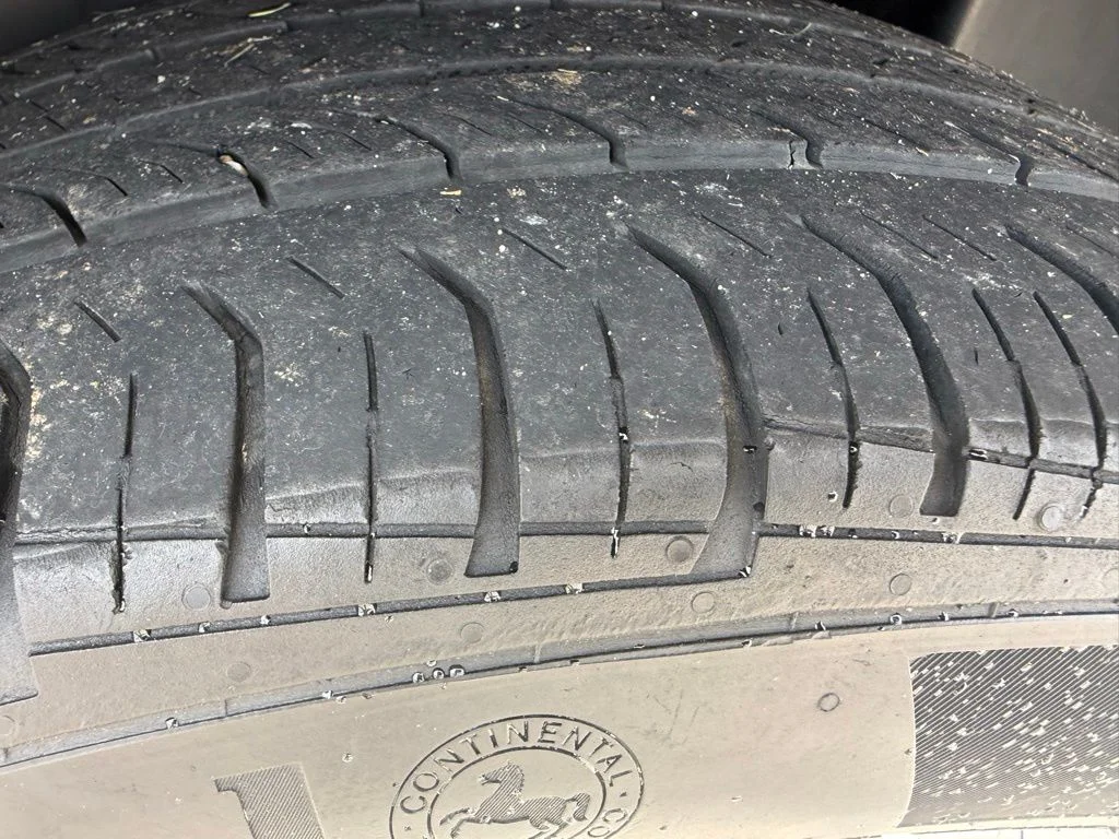 Used 2023 Black Jeep Limited image 20