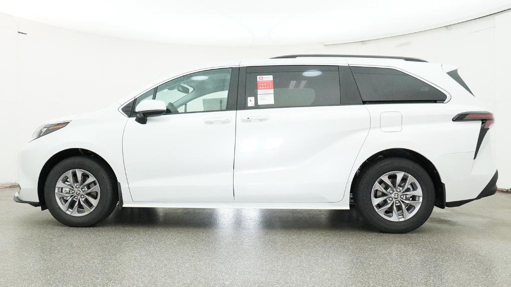 New 2026 Wind Chill Pearl Toyota XLE image 14