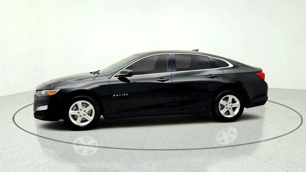 Used 2023 Mosaic Black Metallic Chevrolet 4dr Sedan 1LT image 8
