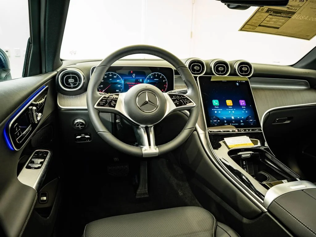 New 2026 Starling Blue Metallic Mercedes-Benz GLC 300 image 32