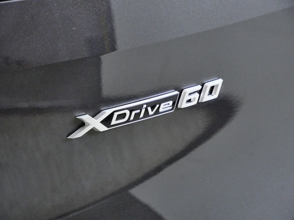 2026 BMW iX 60 - Photo 12