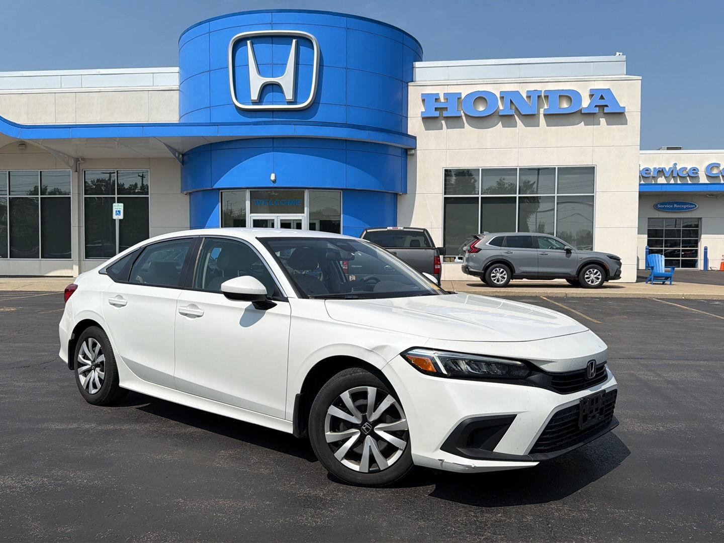 Used 2023 Platinum White Pearl Honda LX image 13