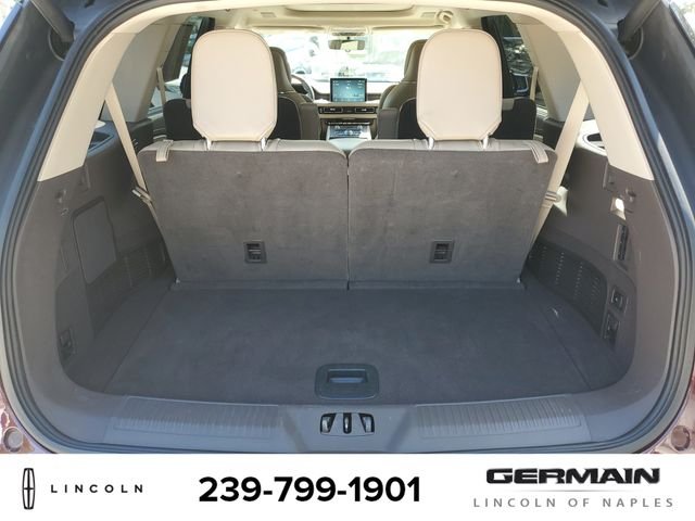 Used 2022 Red Lincoln Reserve image 23