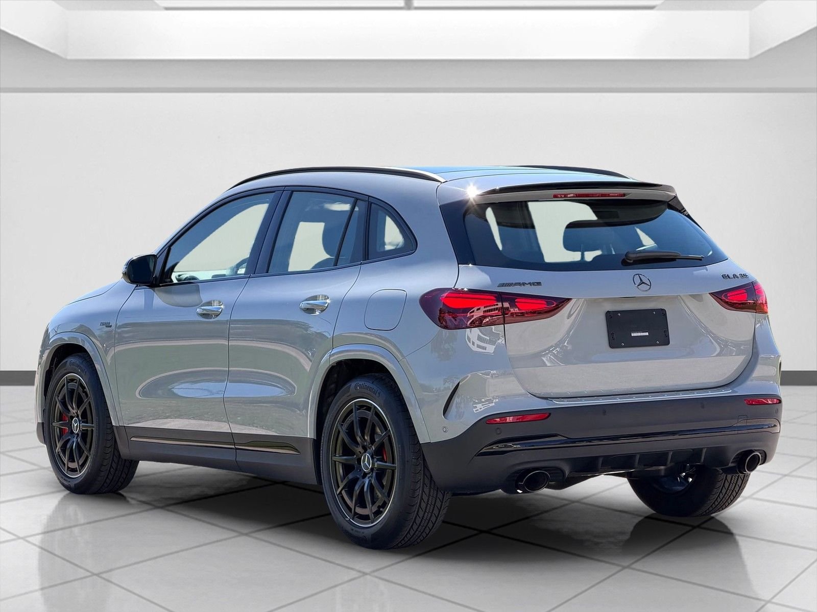 New 2026 MANUFAKTUR Alpine Grey Mercedes-Benz AMG® GLA 35 4MATIC® SUV image 4