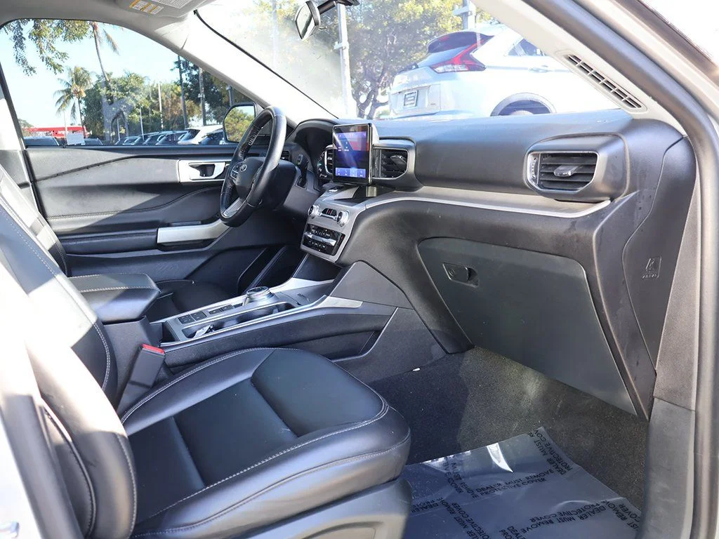 2023 Ford Explorer XLT - Photo 26