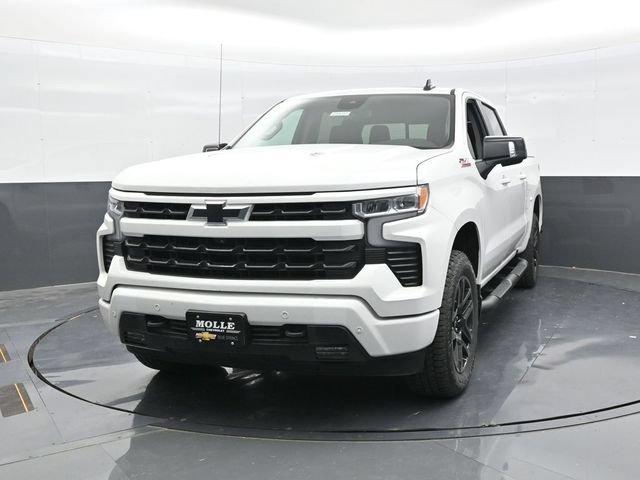 New 2026 Summit White Chevrolet RST image 2