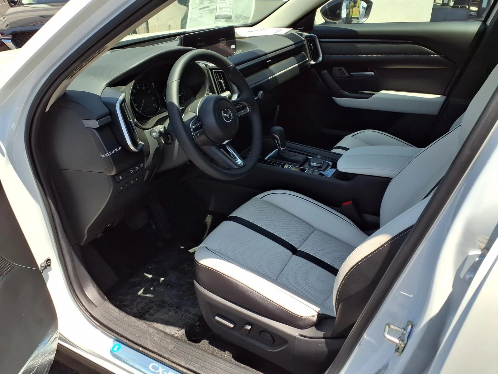 New 2026 Wind Chill Pearl Mazda 2.5 Turbo AWD image 15