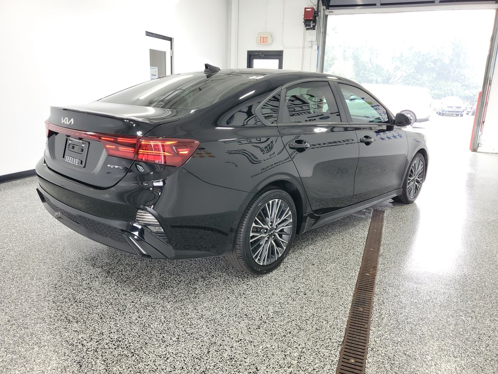 Used 2024 Black Kia GT-Line image 4