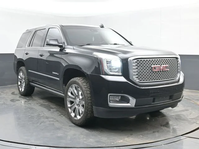 2016 GMC Yukon 4WD Denali's photo