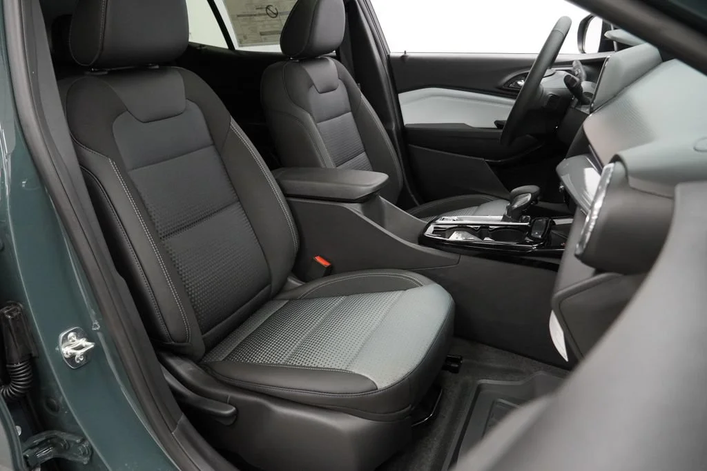 New 2026 Cypress Gray Chevrolet LT image 28