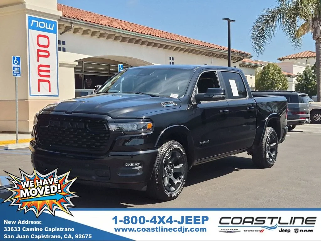 New 2026 Diamond Black Crystal Pearl-Coat Exterior Paint RAM Big Horn/Lone Star image 1