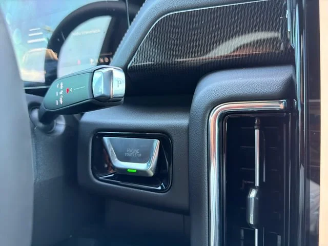New 2026 Summit White GMC Elevation image 27