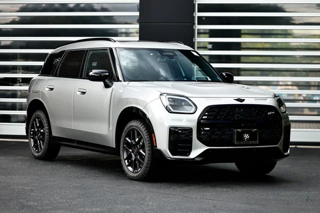 2027 MINI Countryman Iconic