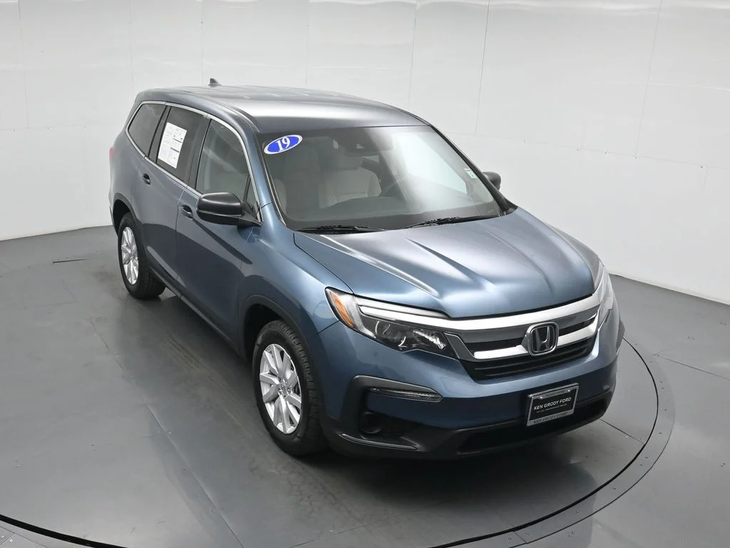 Used 2019 Black Honda LX image 39