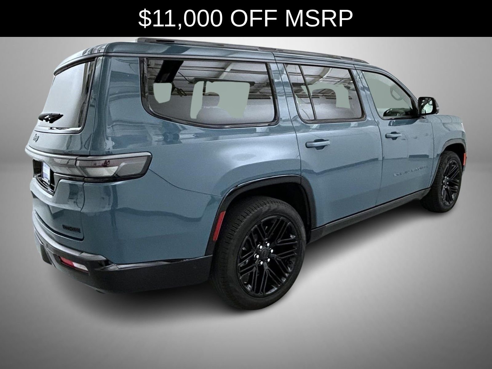 New 2026 Steel Blue Exterior Paint Jeep Limited Reserve image 5