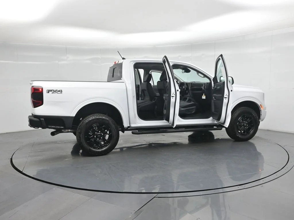 New 2026 Oxford White Ford Lariat image 3