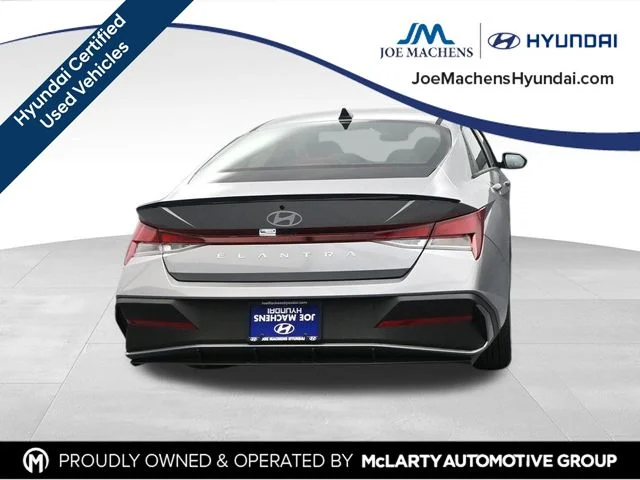 Used 2025 Silver Hyundai SEL Sport image 8