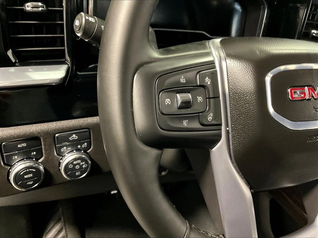 Used 2025 Gray GMC Elevation image 22