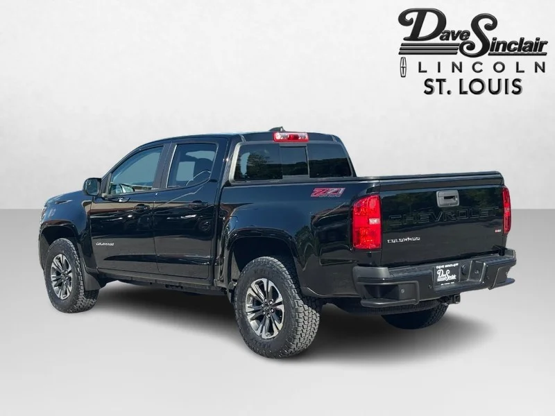 Used 2022 Black Chevrolet Z71 image 5