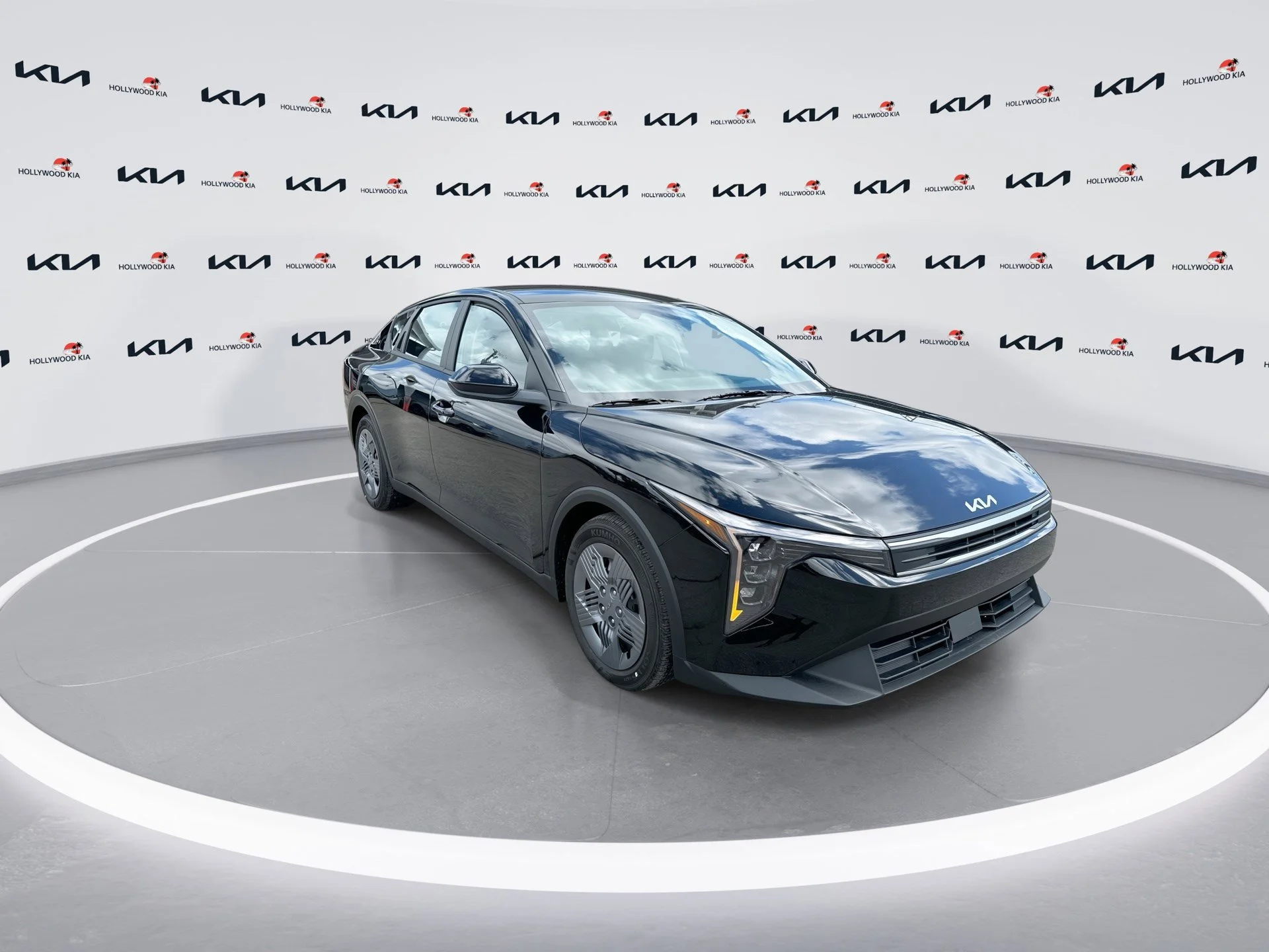 New 2026 Aurora Black Pearl Kia LX image 2