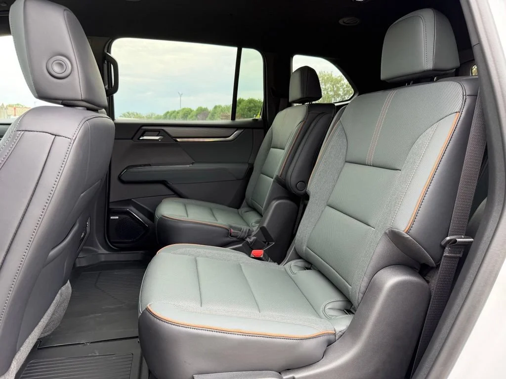 2026 GMC Acadia AT4 - Photo 19