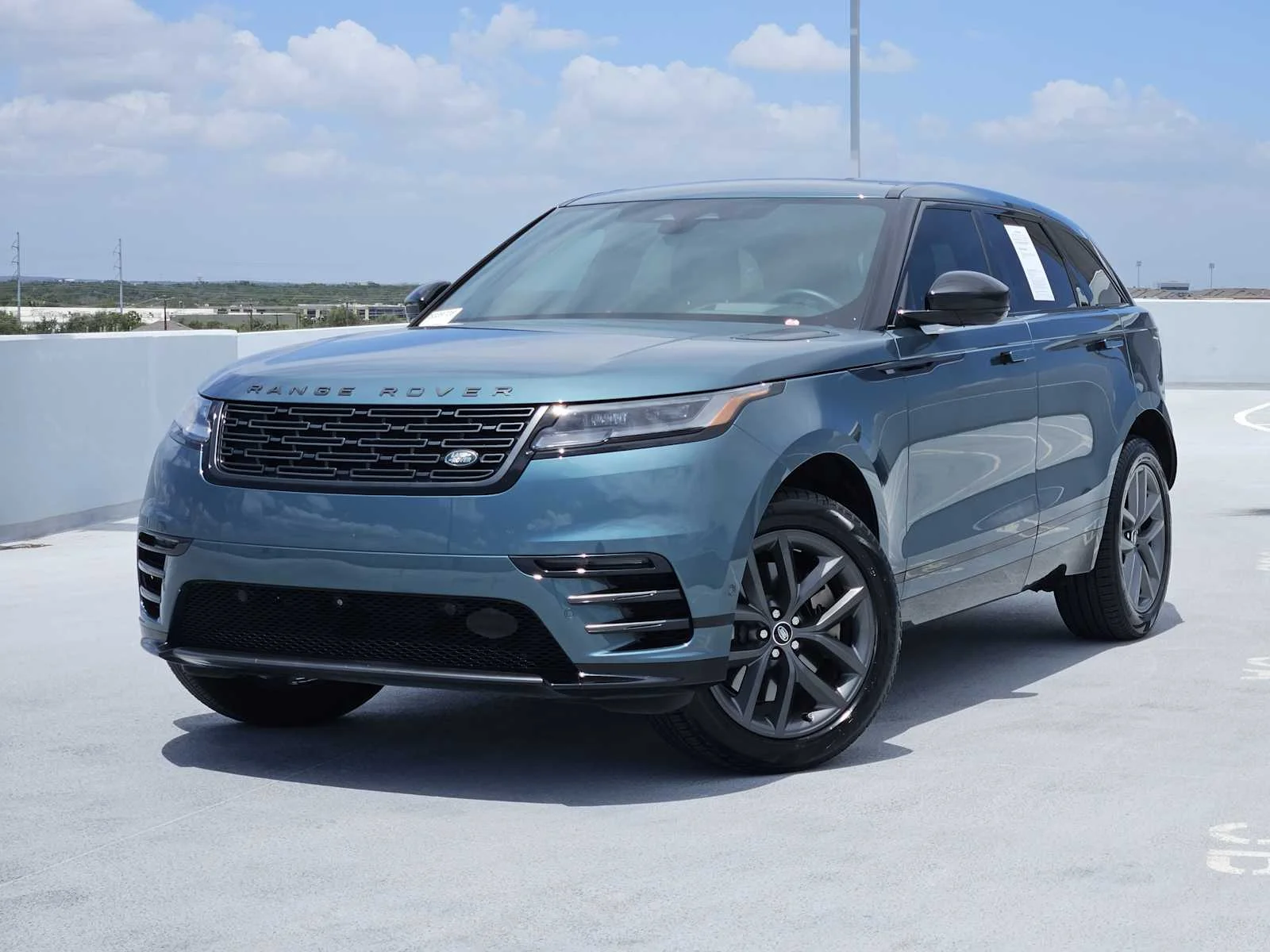 2026 Land Rover Range Rover Velar